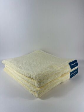 Tommy Bahama Bath Towels Pinstripe Yellow White Soft 100% Cotton Set of 2 NEW